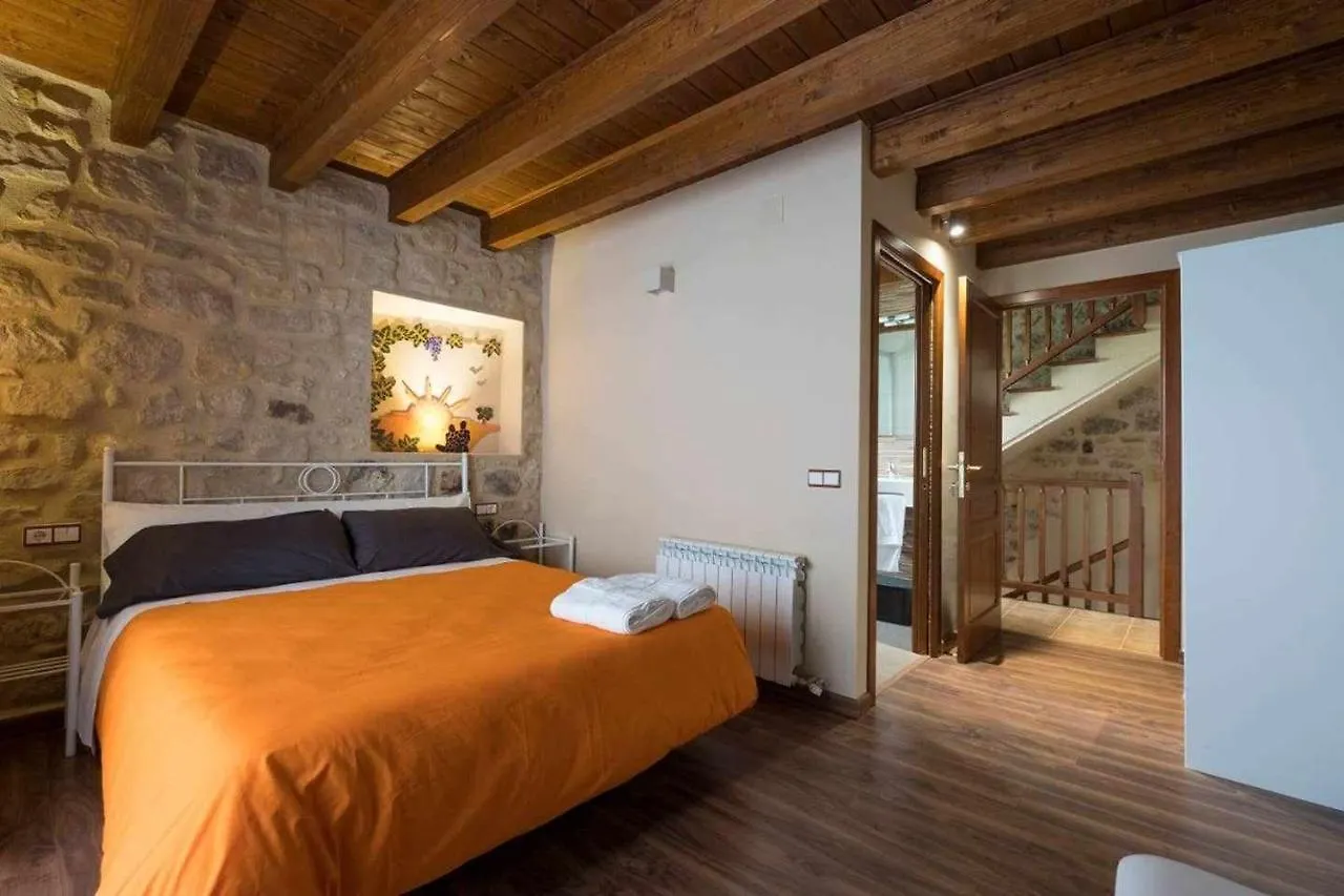 Casa rural Lo Niu Caseras