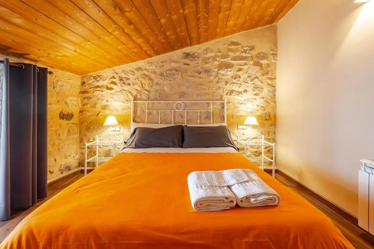 Casa rural Lo Niu Caseras