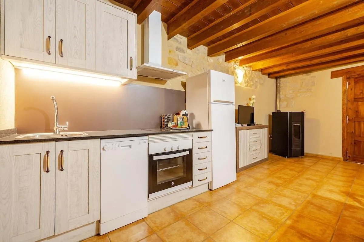 Affittacamere Lo Niu Caseras Casa di campagna